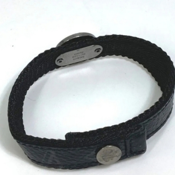 LOUIS VUITTON REVERSABLE BRACELET ON SIDE CLASSIC LV 🤎 PATTERN OTHER SIDE RED ❤ - Picture 6 of 6